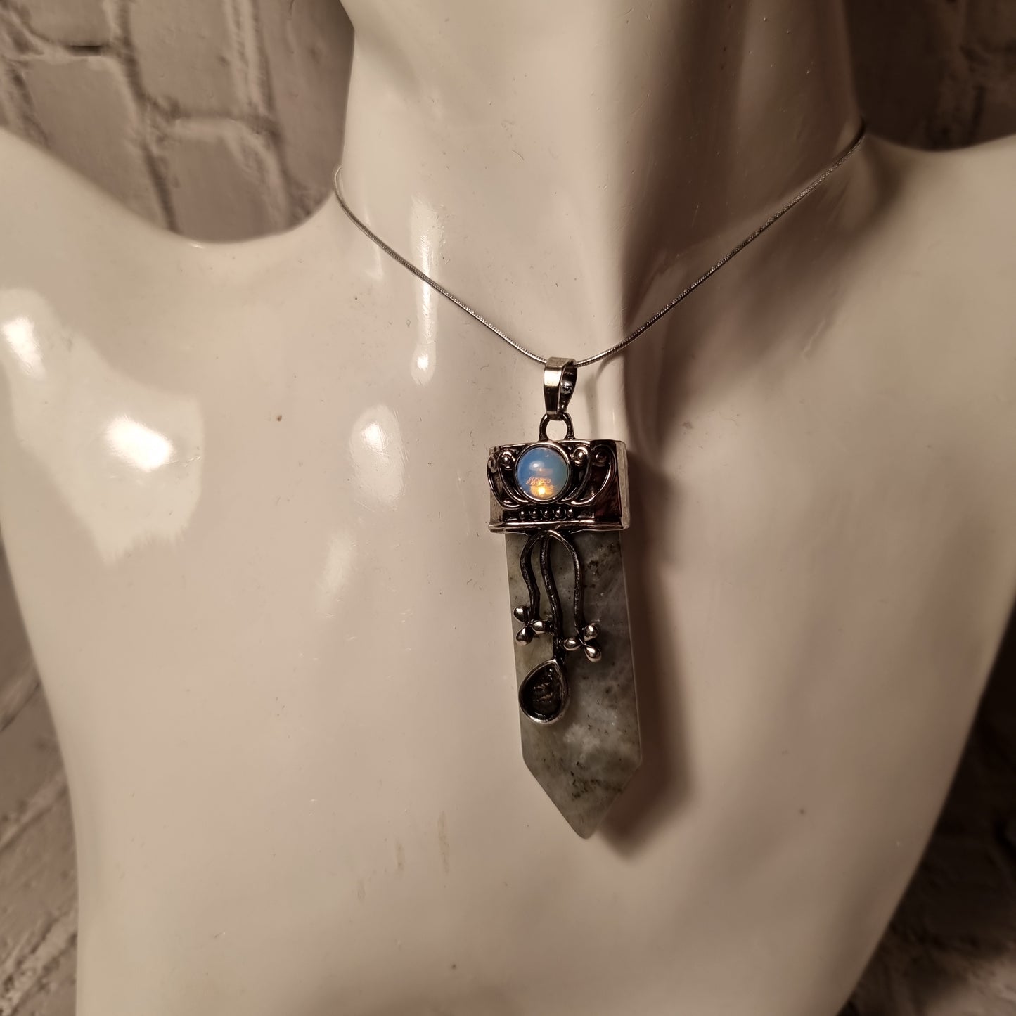 Grey forrest fairy